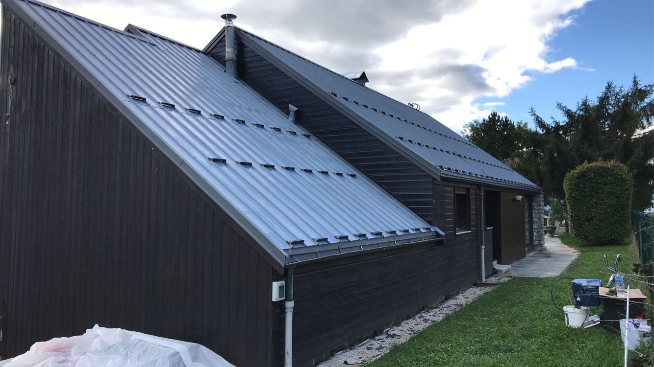 entretien de toiture en bac acier à Seythenex
