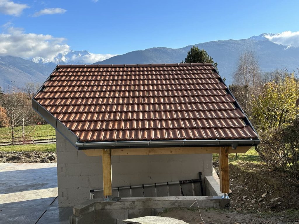 couvreur Bourg-Saint-Maurice pour pose de toiture neuve en tuiles